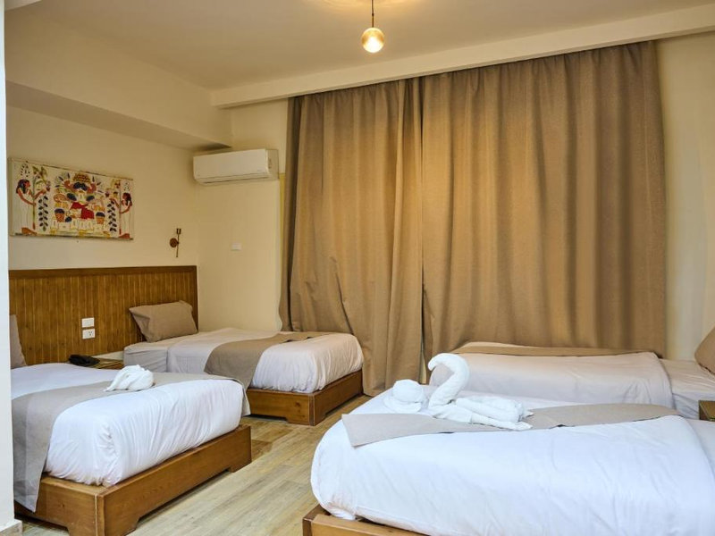 Beit Khufu – Family Family Room with four beds