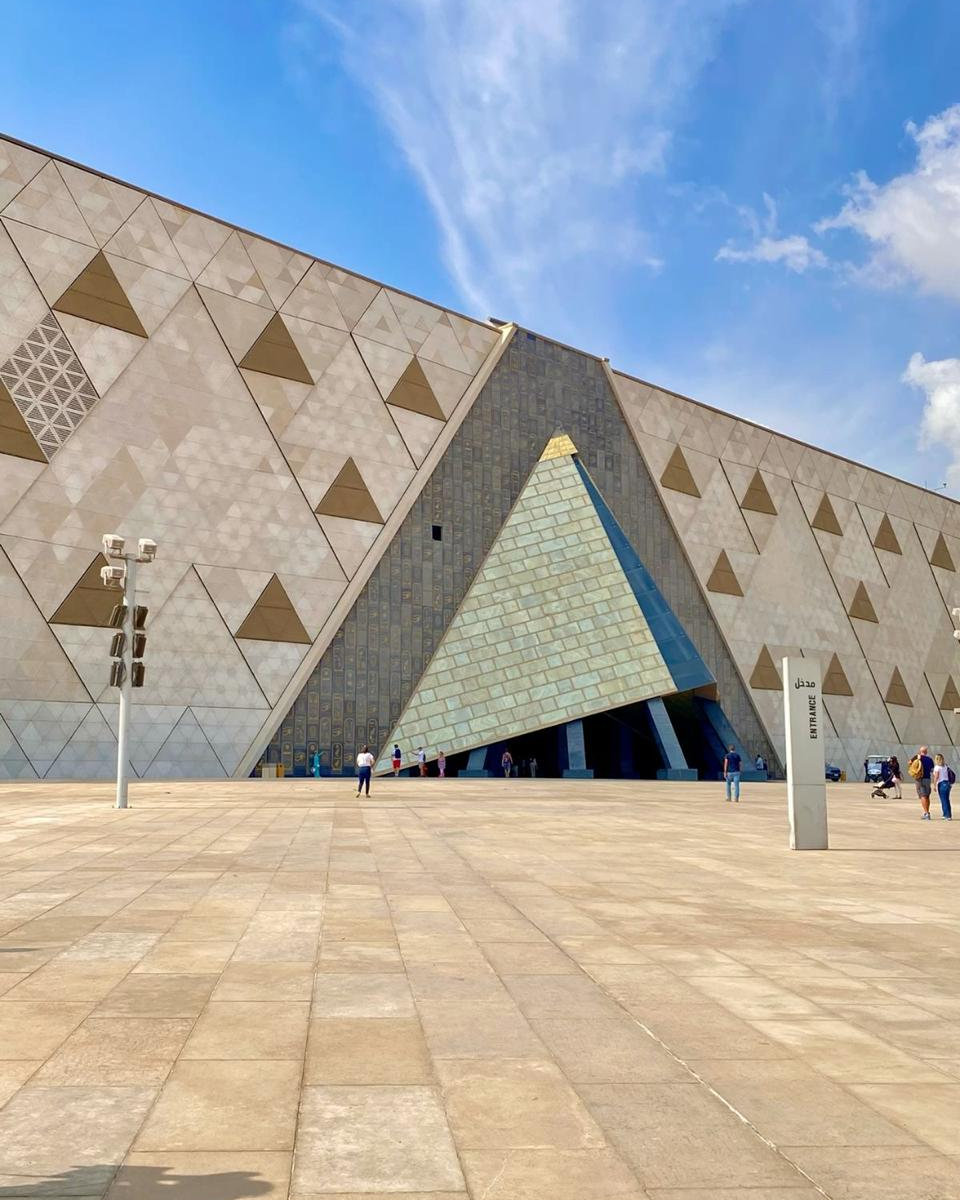 Beit Khufu – Grand Egyptian Museum The triangular facade of the Grand Egyptian Museum in Giza
